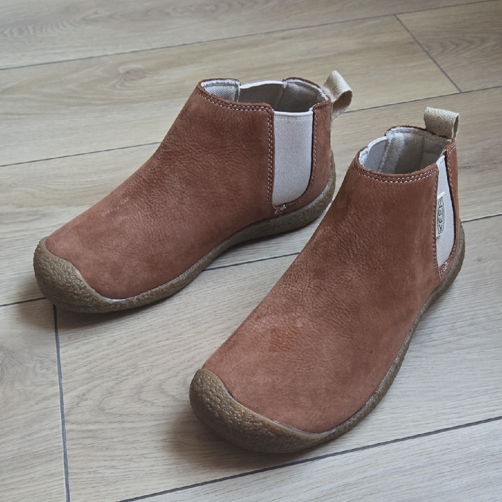 NWOT KEEN Womens Mosey Chelsea Leather Boot sz 6